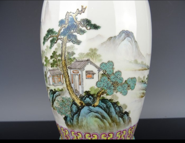 古玩陶瓷創(chuàng)匯 新粉彩山水紋瓶真品鑒賞圖