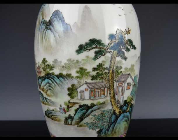 古玩陶瓷創(chuàng)匯 新粉彩山水紋瓶真品鑒賞圖