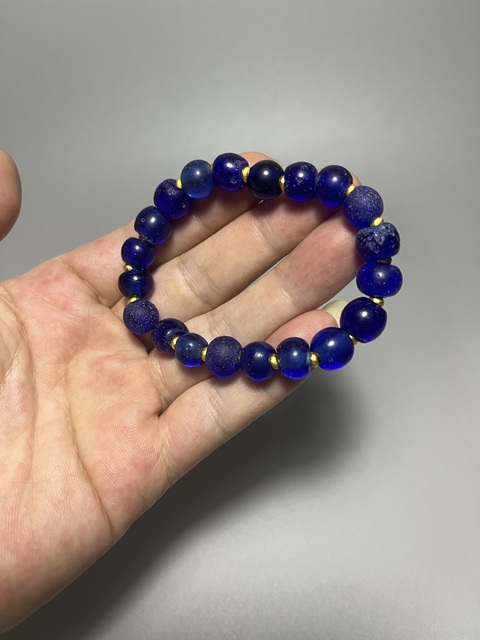古玩陶瓷清代琉璃手串拍賣,當前價格0元