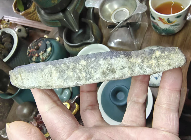 古玩玉器紫玉髓原石料真品鑒賞圖