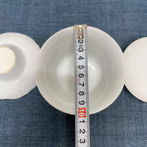 古玩陶瓷民國時期綠地粉彩福壽花卉紋蓋碗真品鑒賞圖