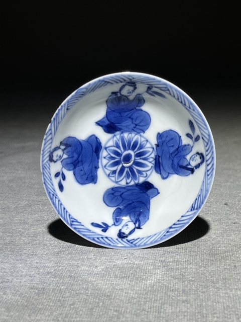 古玩陶瓷清,康熙青花仕女碟拍賣,當(dāng)前價(jià)格888元