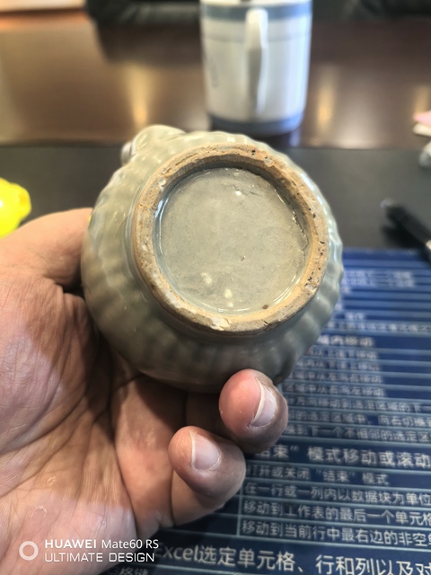 古玩陶瓷龍泉青瓷水滴壺拍賣，當(dāng)前價(jià)格7900元