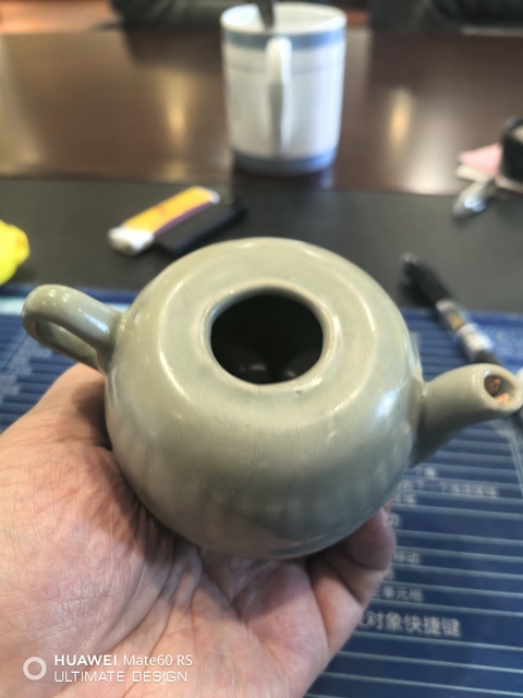 古玩陶瓷龍泉青瓷水滴壺拍賣，當(dāng)前價(jià)格7900元