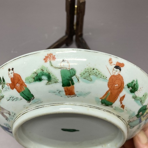 古玩陶瓷三娘教子圖五彩盤真品鑒賞圖