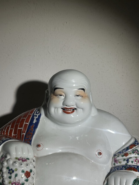 古玩陶瓷粉彩彌勒佛塑像真品鑒賞圖