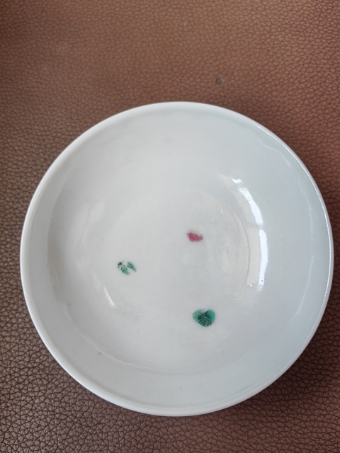 古玩陶瓷粉彩蓋碗真品鑒賞圖