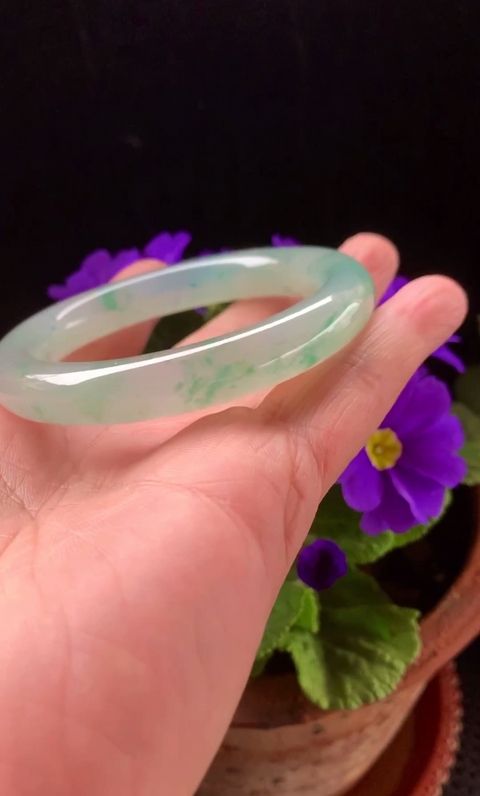 古玩玉器(極美精品)老坑天然冰種翡翠手鐲拍賣,當前價格998000元