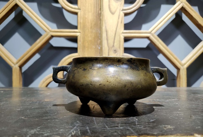 古玩銅器爐子真品鑒賞圖