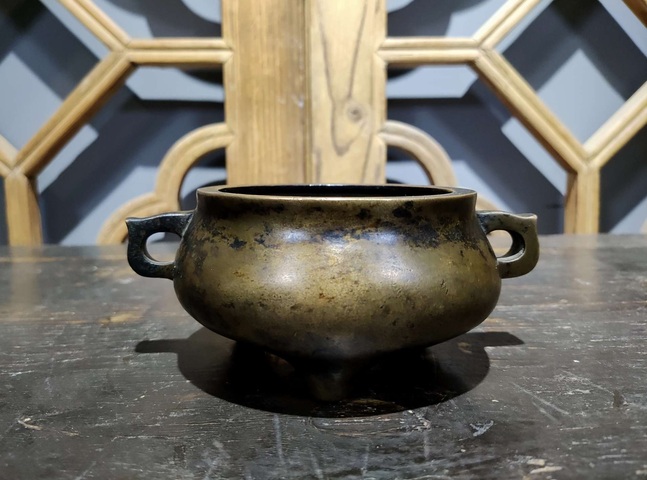 古玩銅器爐子真品鑒賞圖