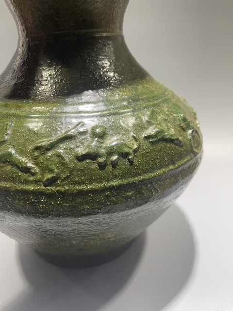 古玩陶瓷漢·綠釉跑獸瓶真品鑒賞圖
