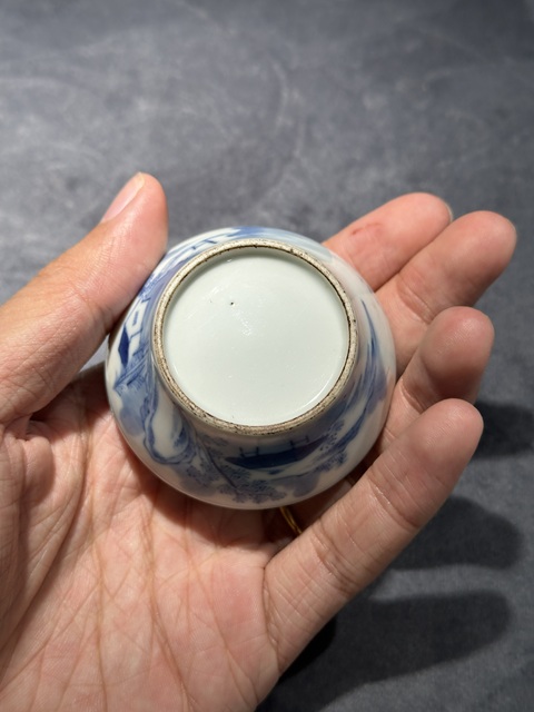 古玩陶瓷人物紋青花印泥盒真品鑒賞圖