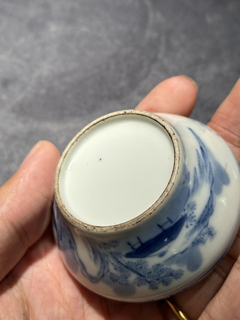 古玩陶瓷人物紋青花印泥盒真品鑒賞圖