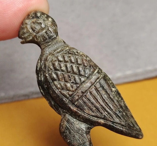 古玩玉器仿古做舊玉鳥型件真品鑒賞圖
