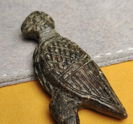 古玩玉器仿古做舊玉鳥型件真品鑒賞圖