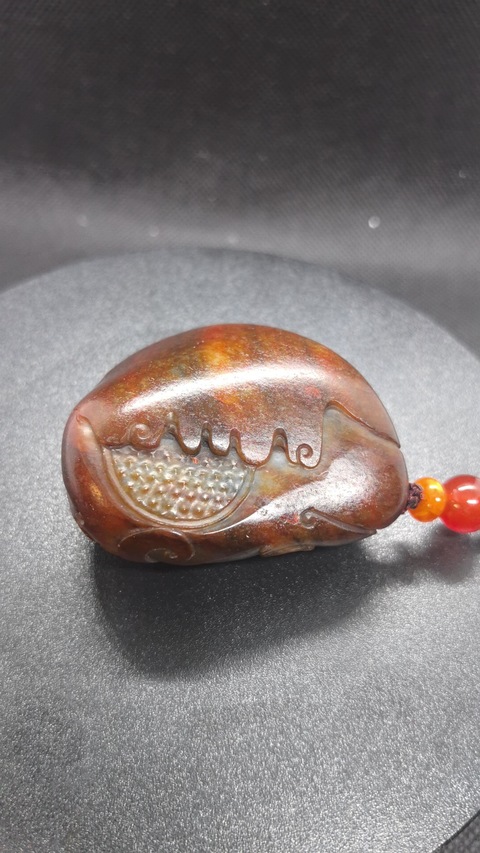 古玩玉器巧色雕項鏈真品鑒賞圖