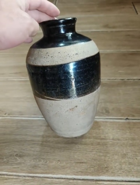 古玩陶瓷磁州窯黑釉梅瓶真品鑒賞圖