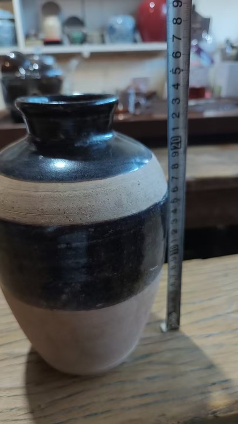 古玩陶瓷磁州窯黑釉梅瓶真品鑒賞圖