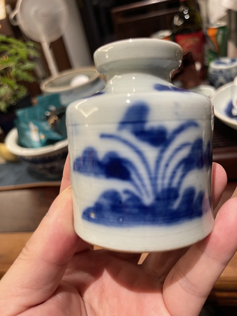 古玩陶瓷青花水盂真品鑒賞圖