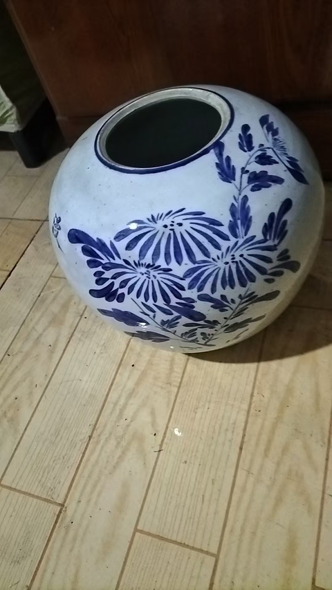 古玩陶瓷青花罐真品鑒賞圖
