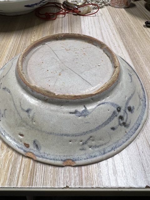 古玩陶瓷十字杵紋青花盤真品鑒賞圖