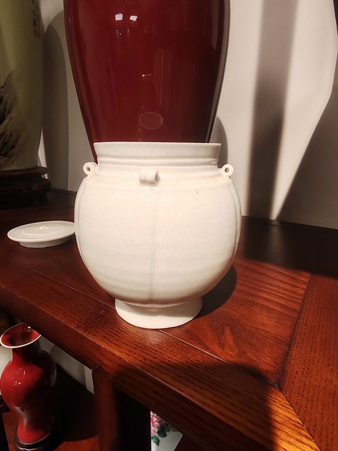 古玩陶瓷四系蓋罐真品鑒賞圖