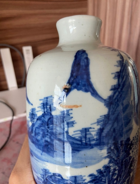 古玩陶瓷青花山水人物紋梅瓶真品鑒賞圖