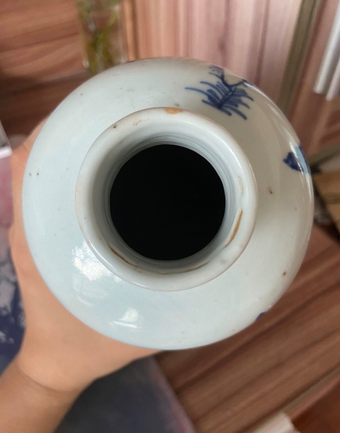古玩陶瓷青花山水人物紋梅瓶真品鑒賞圖