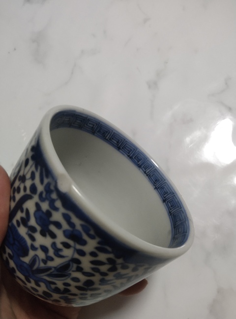 古玩陶瓷青花杯真品鑒賞圖
