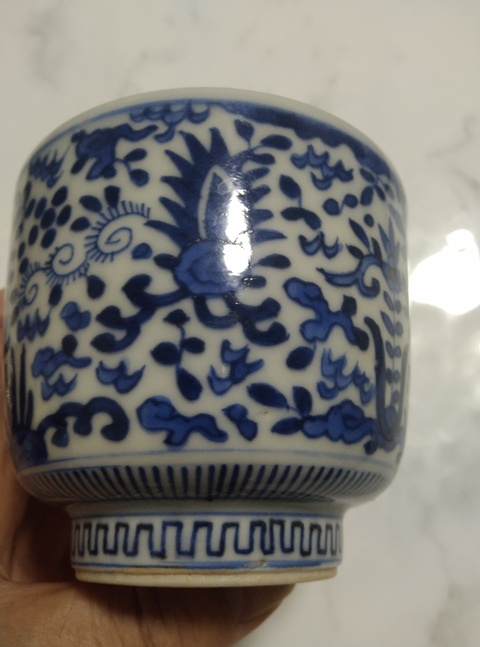 古玩陶瓷青花杯真品鑒賞圖