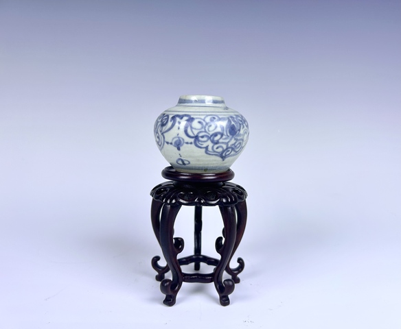 古玩陶瓷明中期·青花花卉水呈拍賣,當前價格88元