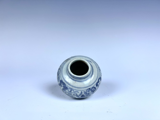 古玩陶瓷明中期·青花花卉水呈拍賣,當前價格88元