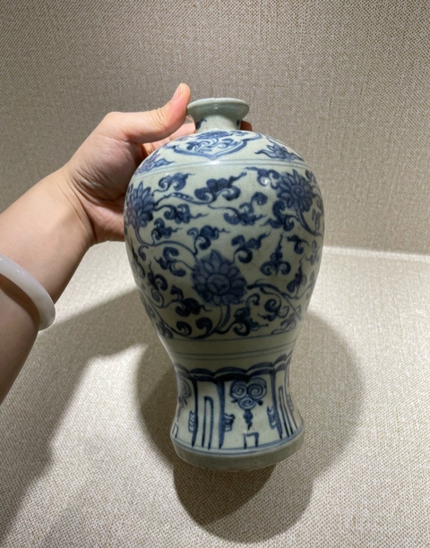古玩陶瓷青花梅瓶真品鑒賞圖