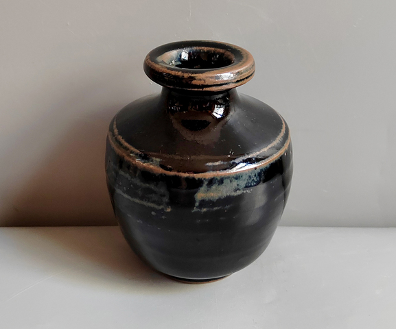 古玩陶瓷黑釉小瓶真品鑒賞圖