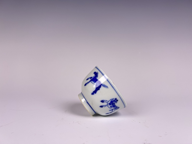 古玩陶瓷清晚期·青花八駿圖杯拍賣,當前價格0元