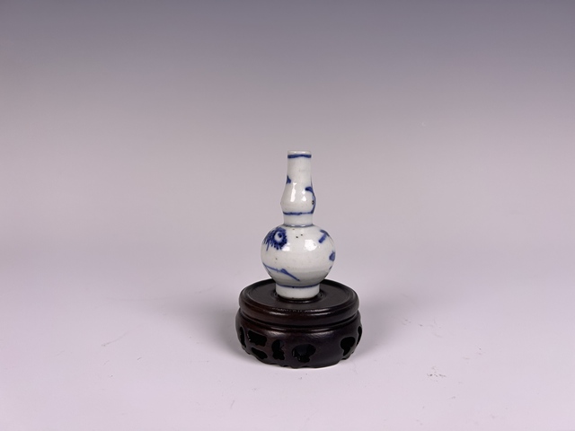 古玩陶瓷清康熙·青花花卉葫蘆瓶拍賣,當前價格0元