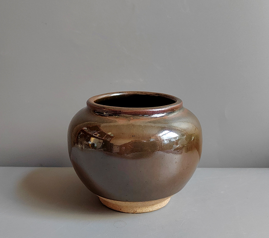 古玩陶瓷明清楊字款紫金釉茶入拍賣,當前價格0元