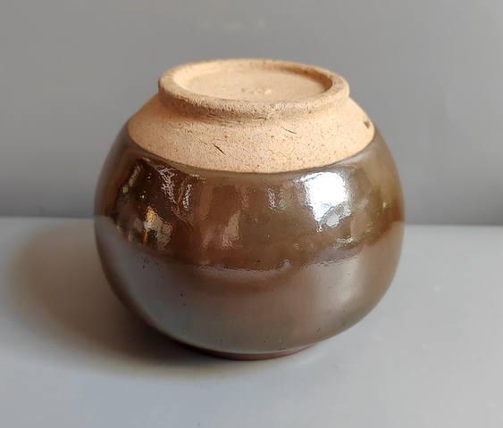 古玩陶瓷明清楊字款紫金釉茶入拍賣,當前價格0元