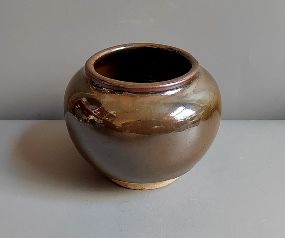 古玩陶瓷明清楊字款紫金釉茶入拍賣,當前價格0元