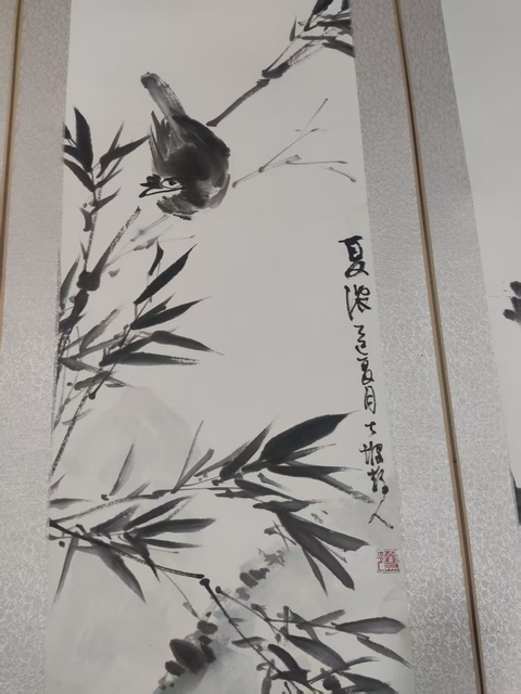 古玩字畫精工裝裱河南名家謝英慧 花鳥四屏拍賣，當前價格688元