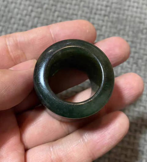 古玩玉器非天然翡翠扳指真品鑒賞圖