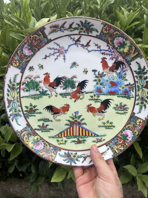古玩陶瓷花鳥蝶紋廣彩盤真品鑒賞圖