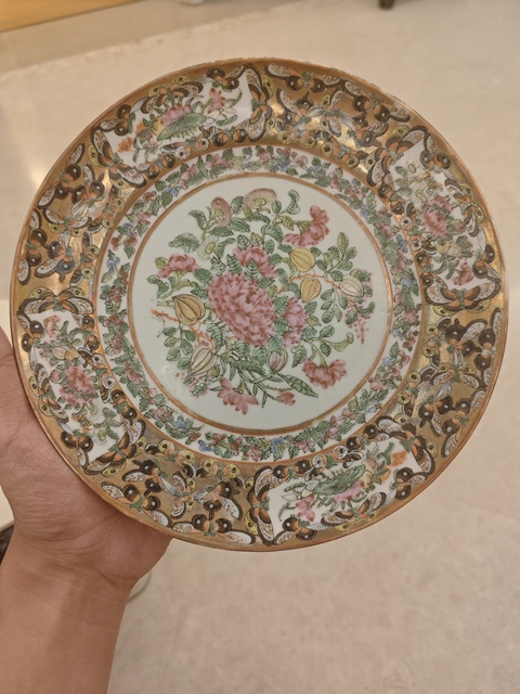 古玩陶瓷晚清廣彩花卉紋盤真品鑒賞圖