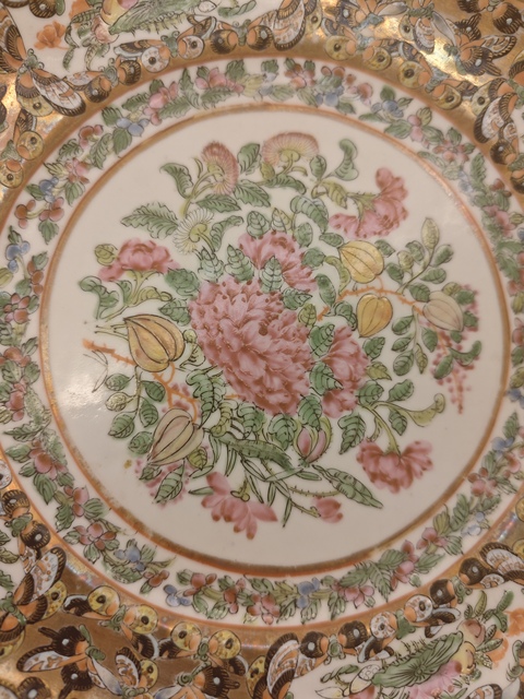 古玩陶瓷晚清廣彩花卉紋盤真品鑒賞圖