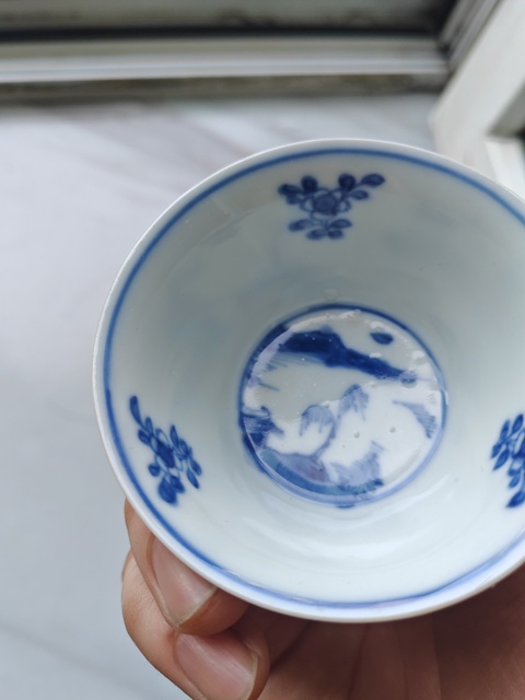 古玩陶瓷康熙青花杯碟真品鑒賞圖
