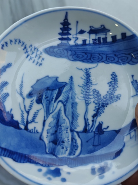 古玩陶瓷康熙青花杯碟真品鑒賞圖