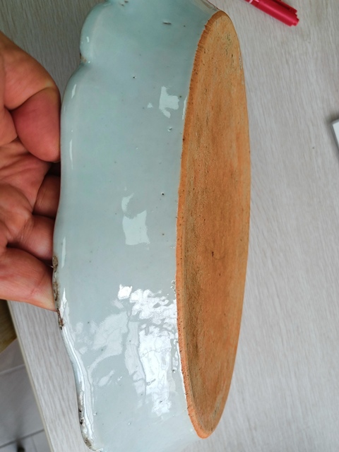 古玩陶瓷花卉紋青花盤真品鑒賞圖