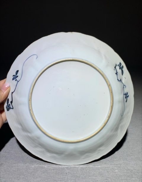 古玩陶瓷仕女紋青花盤真品鑒賞圖