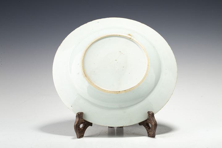 古玩陶瓷清乾隆·粉彩洞石花竹紋折沿盤真品鑒賞圖