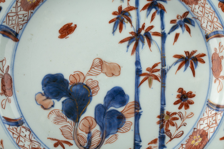 古玩陶瓷清康熙·青花礬紅描金白菜花竹紋折沿盤真品鑒賞圖